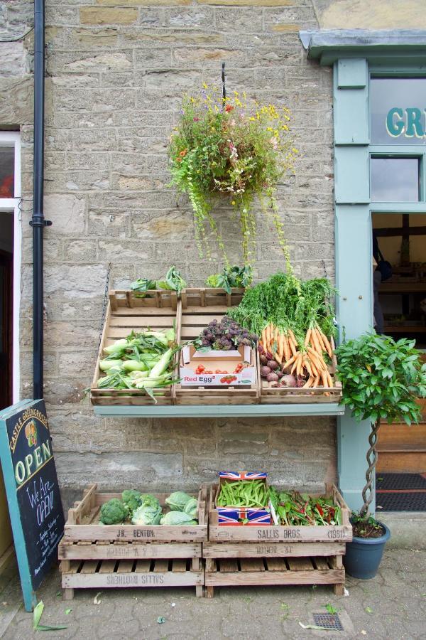 The Pavement Palace Hay-On-Wye Exteriör bild